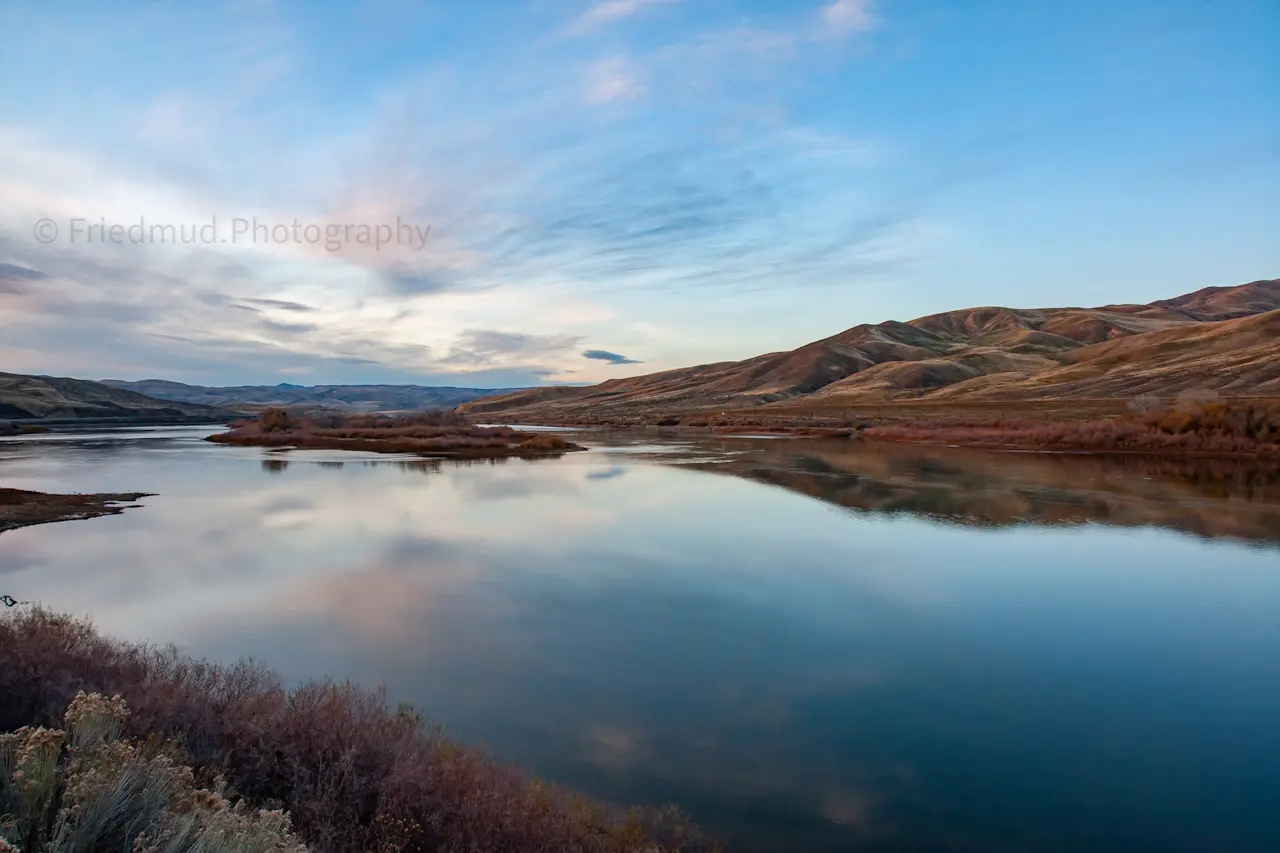 A%20beautiful%20sunset%20at%20Farewell%20Bend%20near%20the%20Oregon%20/%20Idaho%20border.